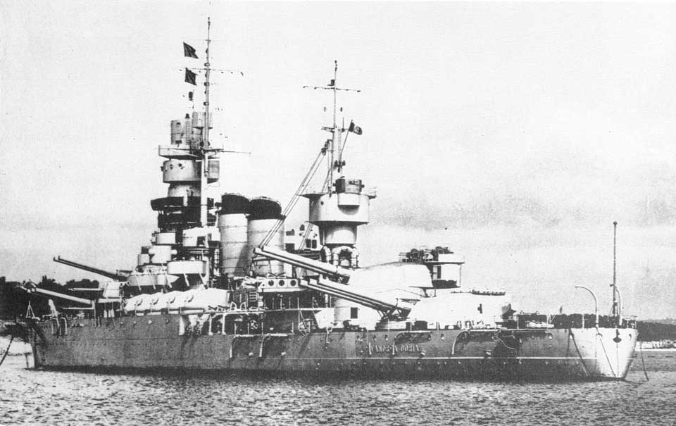 Andrea Doria в Пола летом 1940