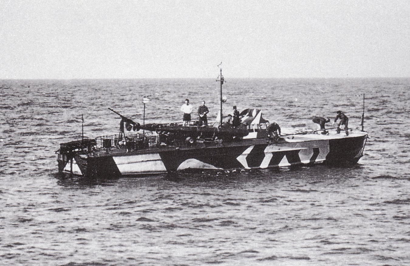 MAS 536 в 1942