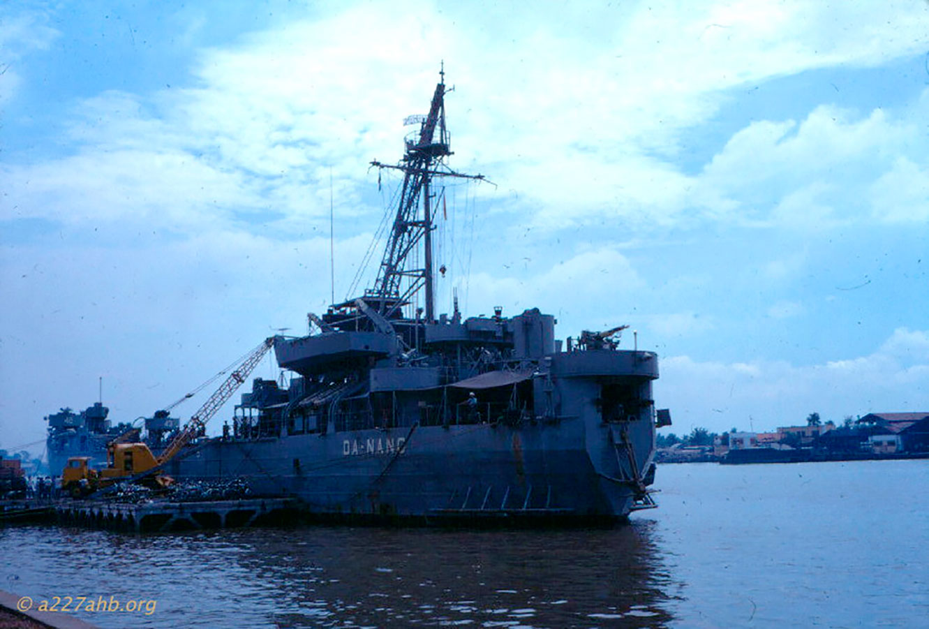 HQ 501 в Сайгоне в 1969