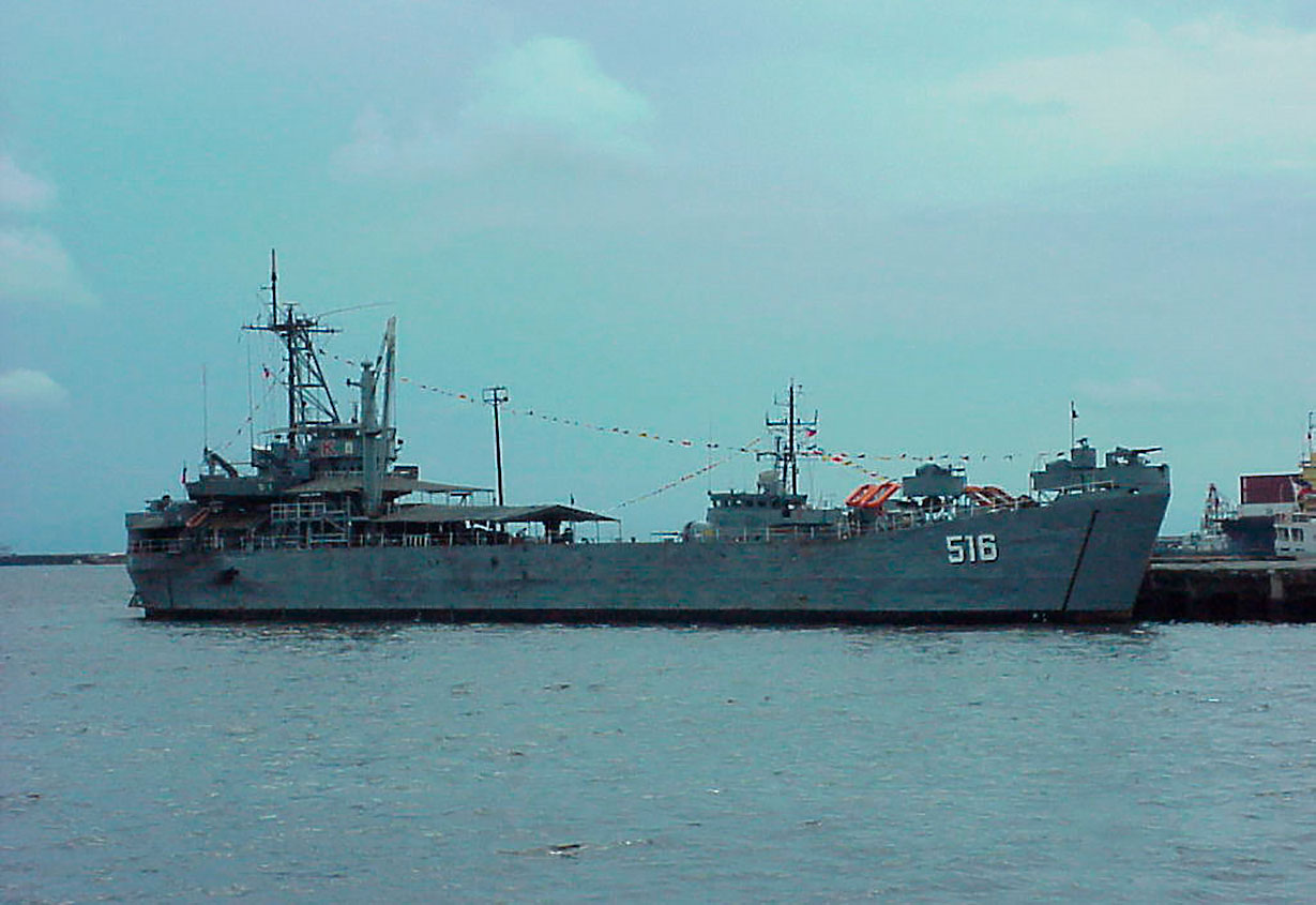 LT-516 Apayao в 1999